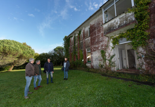 O Concello de San Sadurniño iniciará en xaneiro as obras de rehabilitación da antiga escola de Igrexafeita